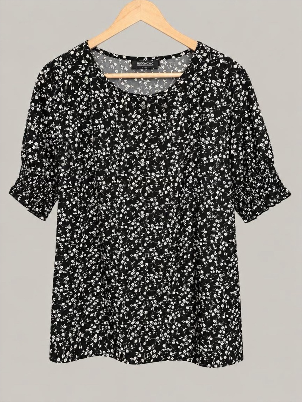 Bloomchic Black Floral Short Sleeve Top - 14/16